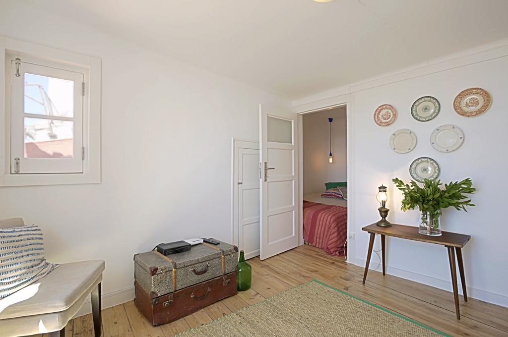 Stay Local In Alfama! Deolinda Central Home, Amazing View Lisboa Δωμάτιο φωτογραφία